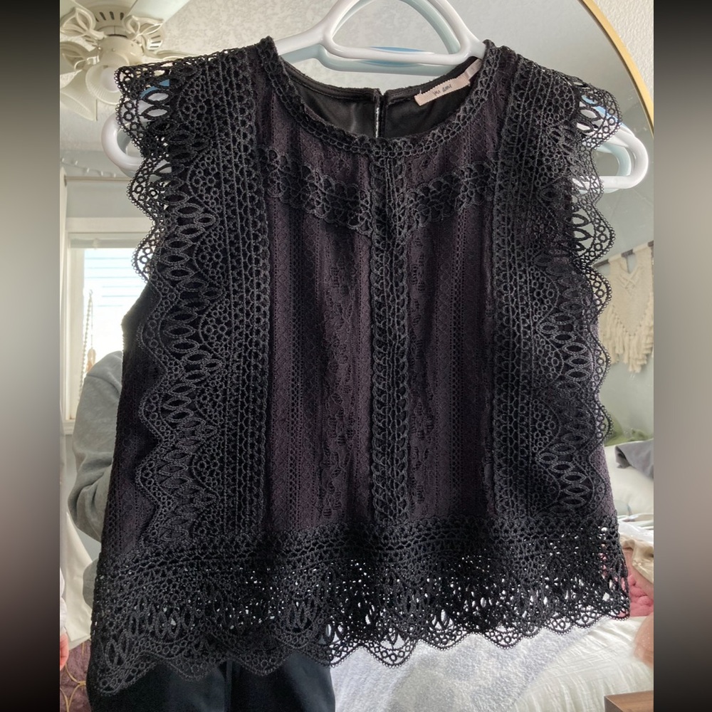 Miami Black Cropped Embellished Sleeveless Blouse